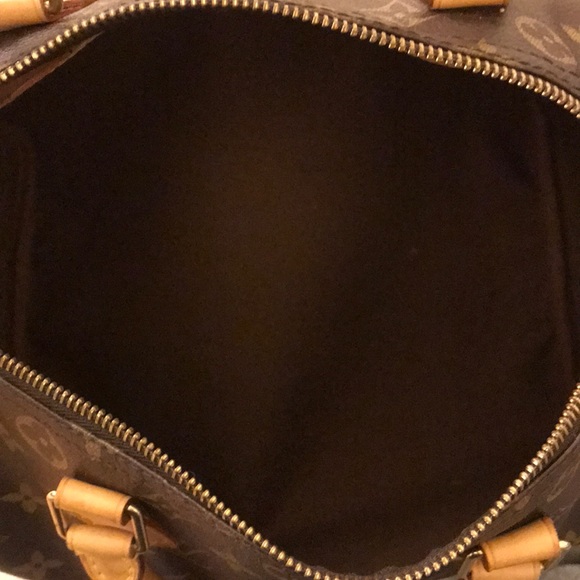 Louis Vuitton SPEEDY 30 bag - Picture 11 of 16